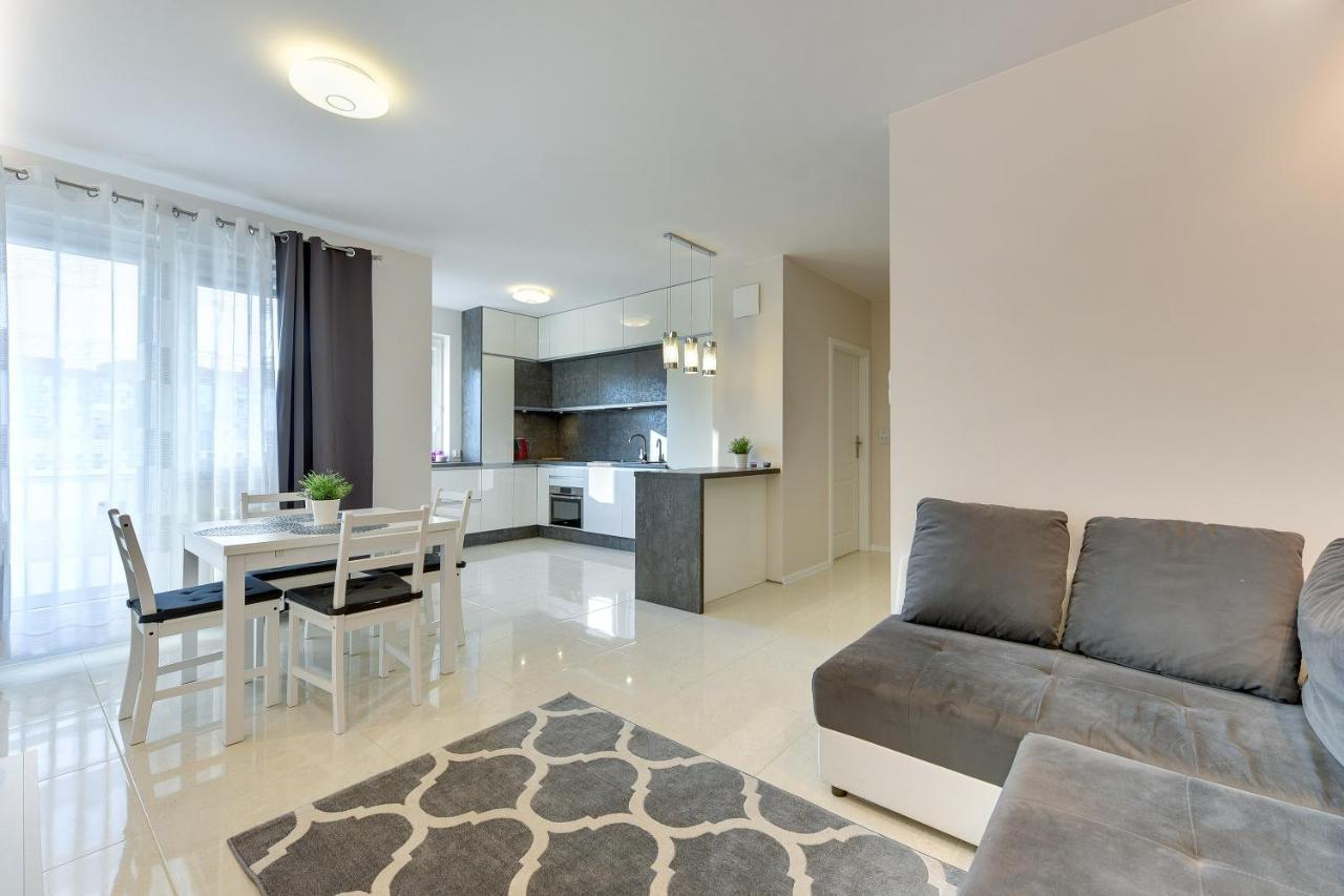 Aviator White Apartment Gdansk Exterior photo