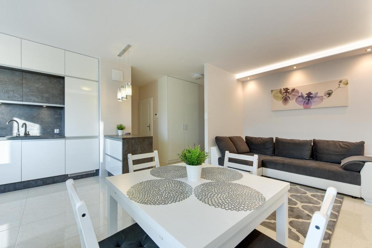 Aviator White Apartment Gdansk Exterior photo